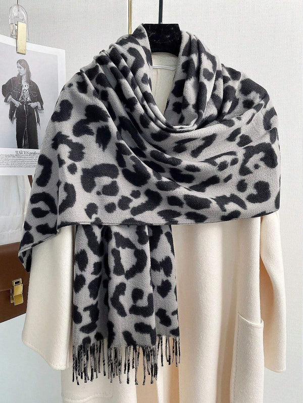 SHEIN Winter Long Leopard Scarves