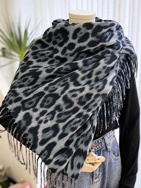 SHEIN Winter Long Leopard Scarves
