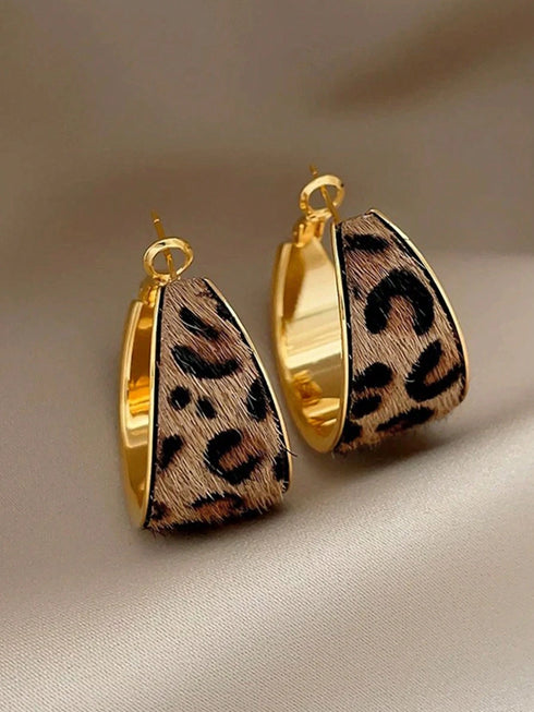 SHEIN 1 Pair Vintage Elegant Flocked Leopard Print Unique Design Hoop Earrings For Women, Suitable For Parties And Gatherings