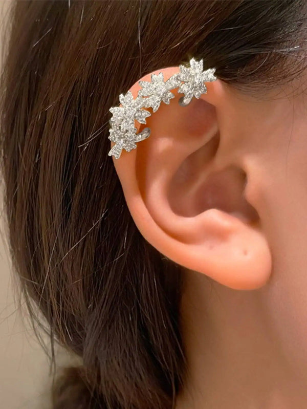 SHEIN 1pc Cubic Zirconia Flower Decor Ear Cuff Valentines