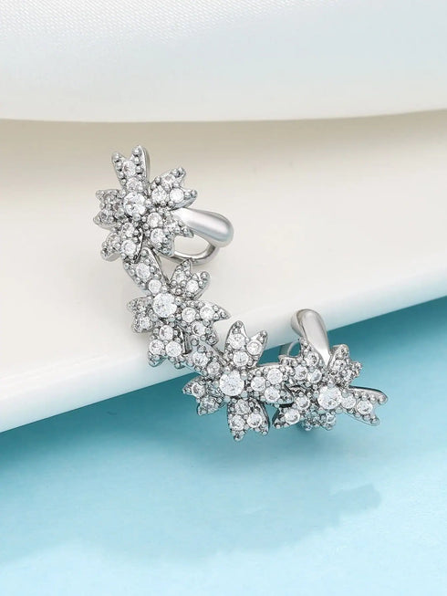 SHEIN 1pc Cubic Zirconia Flower Decor Ear Cuff Valentines