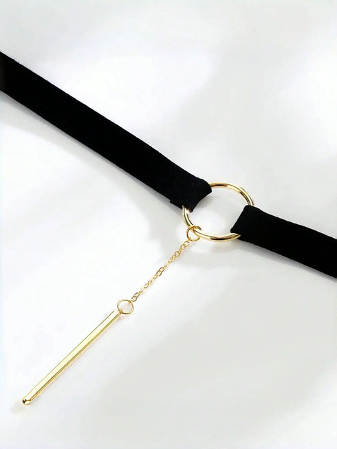 SHEIN Round Pendant Necklace
