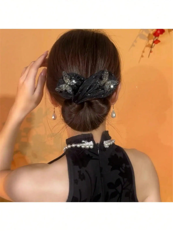 SHEIN 1pc Slouchy Twist Clip Women's Sparkling Rhinestone (Gypsophila Butterfly)