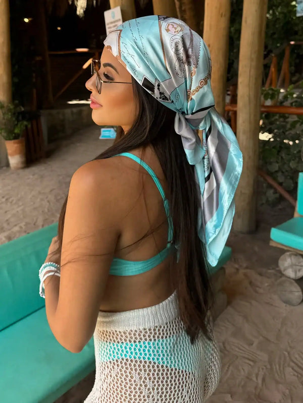 وشاح باندانا نسائي من شي إن، قطعة واحدة، أزرق فاتح مطبوع، مربع الشكل، 90 سم، غطاء رأس كاجوال