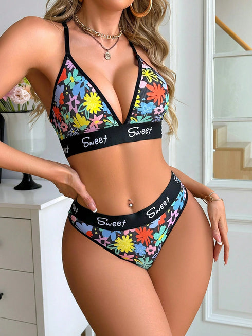 SHEIN 2pcs/Set Comfortable Colorful Printed Underwear Set
