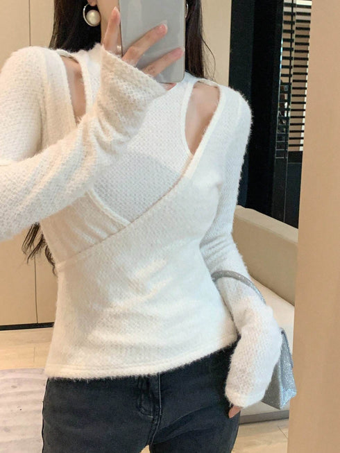 تيشيرت نسائي بأكمام طويلة وياقة عالية مزينة بعقدة ملتوية من SHEIN DAZY