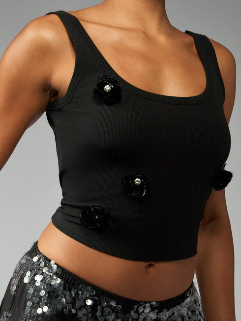 SHEIN MISSGUIDED Ribbed Tank Top With Black Flower