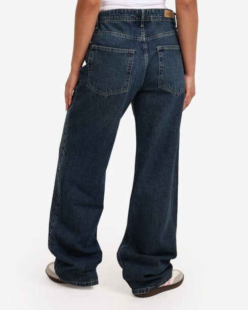 Rhinestone Jeans Fit