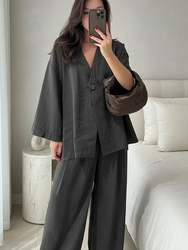 SHEIN Women's Elegant Outfit, SpringSummer, Deep V-Neck Long Sleeve Shirt With Pockets