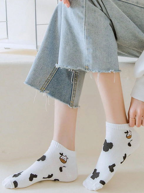 SHEIN 5 Pairs Women Simple Cartoon Cow & Bear Design White Socks, Comfortable Soft Breathable Suitable For Daily00