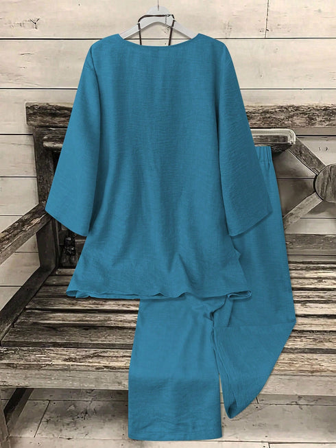 SHEIN EMERY ROSE Women's V-Neck Coconut Button Decor 3/4 Sleeve Top + Solid Color Straight Leg0
