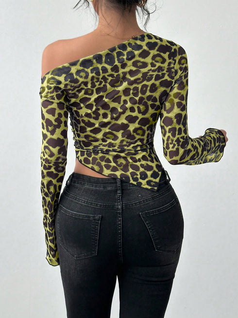 SHEIN Rafferiza Random Print Loose Fit Open Shoulder Long Sleeve Leopard Mesh Cover Up T-Shirt1