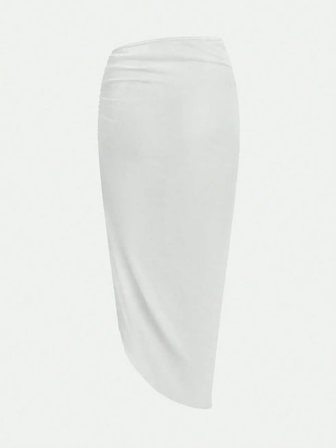 شورت سباحة نسائي من SHEIN Swim Oasis بني اللون مزين بزهور ثلاثية الأبعاد