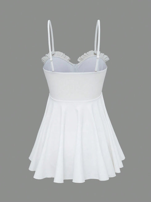 بدلة سباحة نسائية من SHEIN Swim Chiccia، بيضاء بدون حمالات، مزينة بكشكشة وحافة مكشكشة، فستان سباحة أنيق وجذاب للسيدات