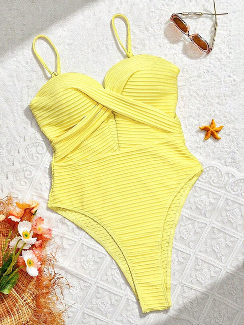 SHEIN Swim SXY قطعة واحدة من ملابس السباحة النسائية بلون موحد وتصميم متقاطع، بوش أب، بدون أسلاك