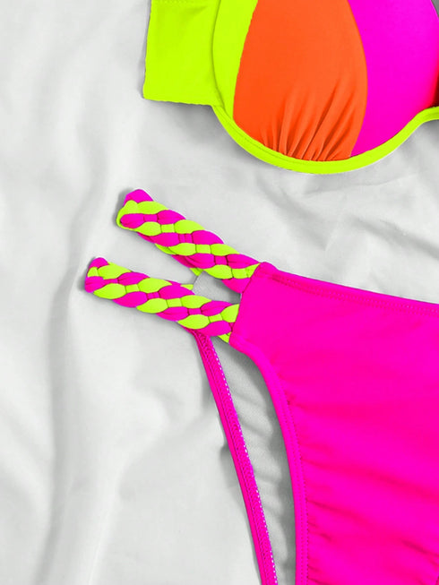 SHEIN Swim Vcay طقم بيكيني نسائي صيفي للشاطئ مثير بحمالة عنق ورباط بنمط كتل الألوان، مطبوع