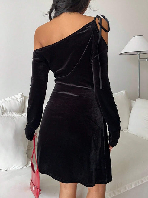 SHEIN Women's Elegant Oblique Shoulder Cinched Waist Long Sleeve Mini Dress