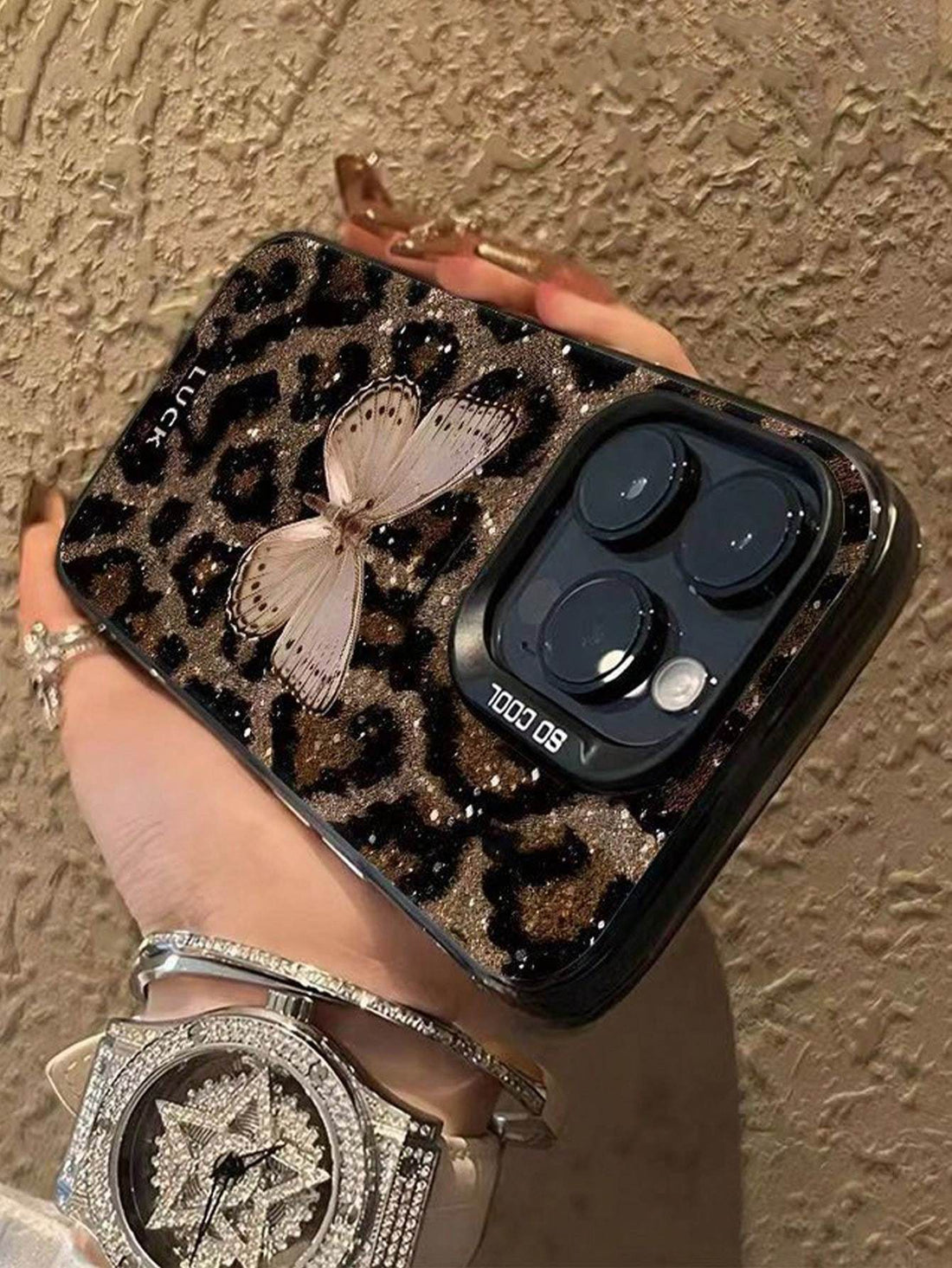 SHEIN Leopard Print Butterfly Painted  Protective Cover