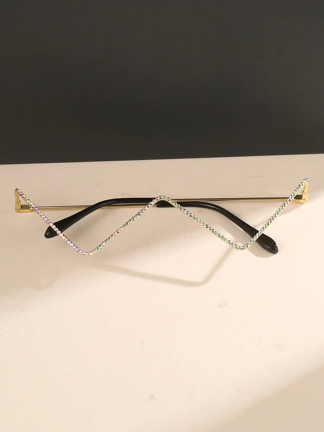 1pc Women's Metal Frame Decorative Hollow Shape, Rhinestone Inlay Shiny And Eyeglasses Without Lens BY SHEIN 