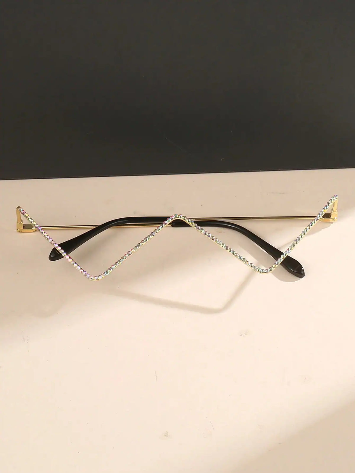 1pc Women's Metal Frame Decorative Hollow Shape, Rhinestone Inlay Shiny And Eyeglasses Without Lens BY SHEIN 