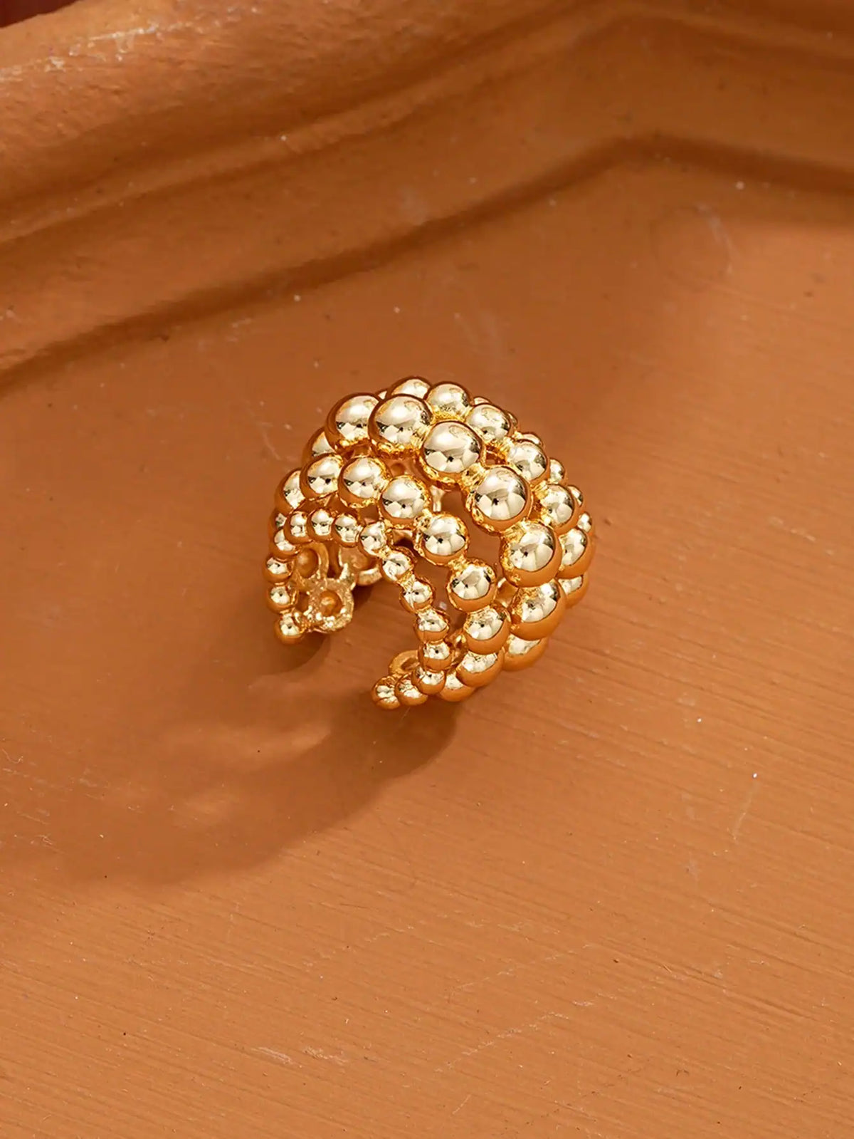 SHEIN Yellow Gold Exaggerated Wide Copper Clip-On Earrings