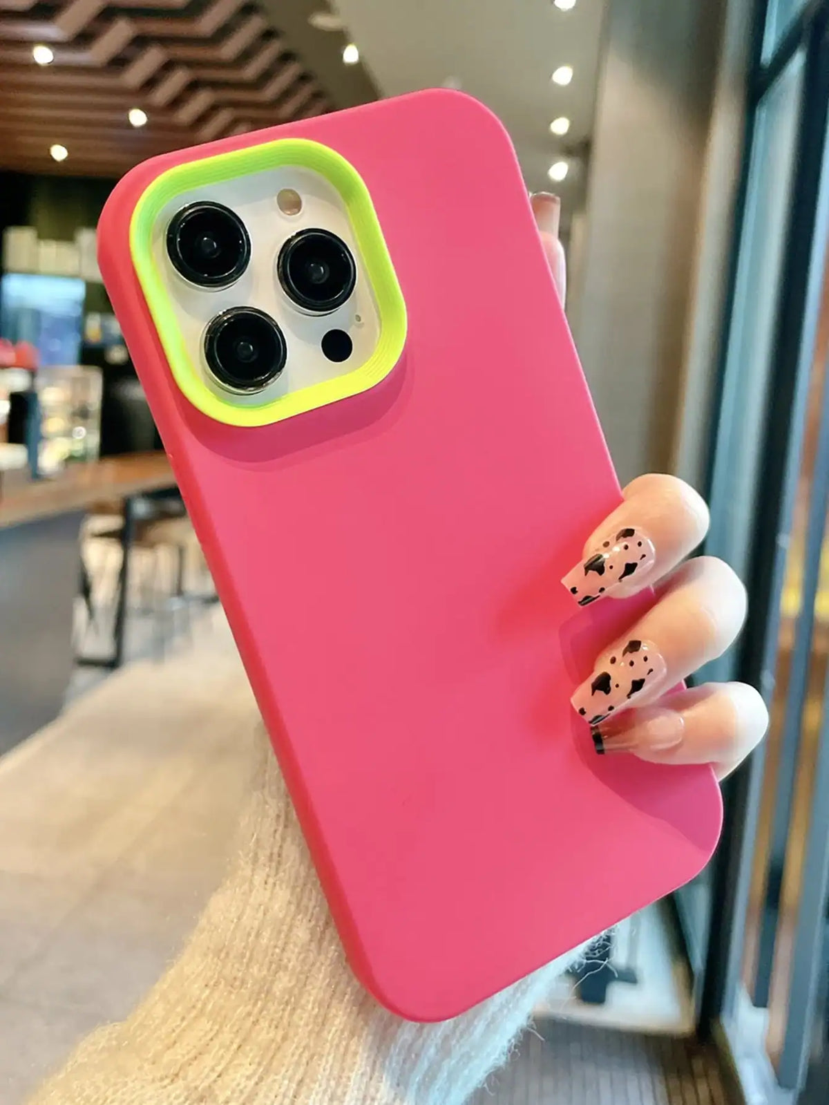 SHEIN Apple Solid Color Spray Painting Contrast Color 3-In-1 Shockproof Phone Case