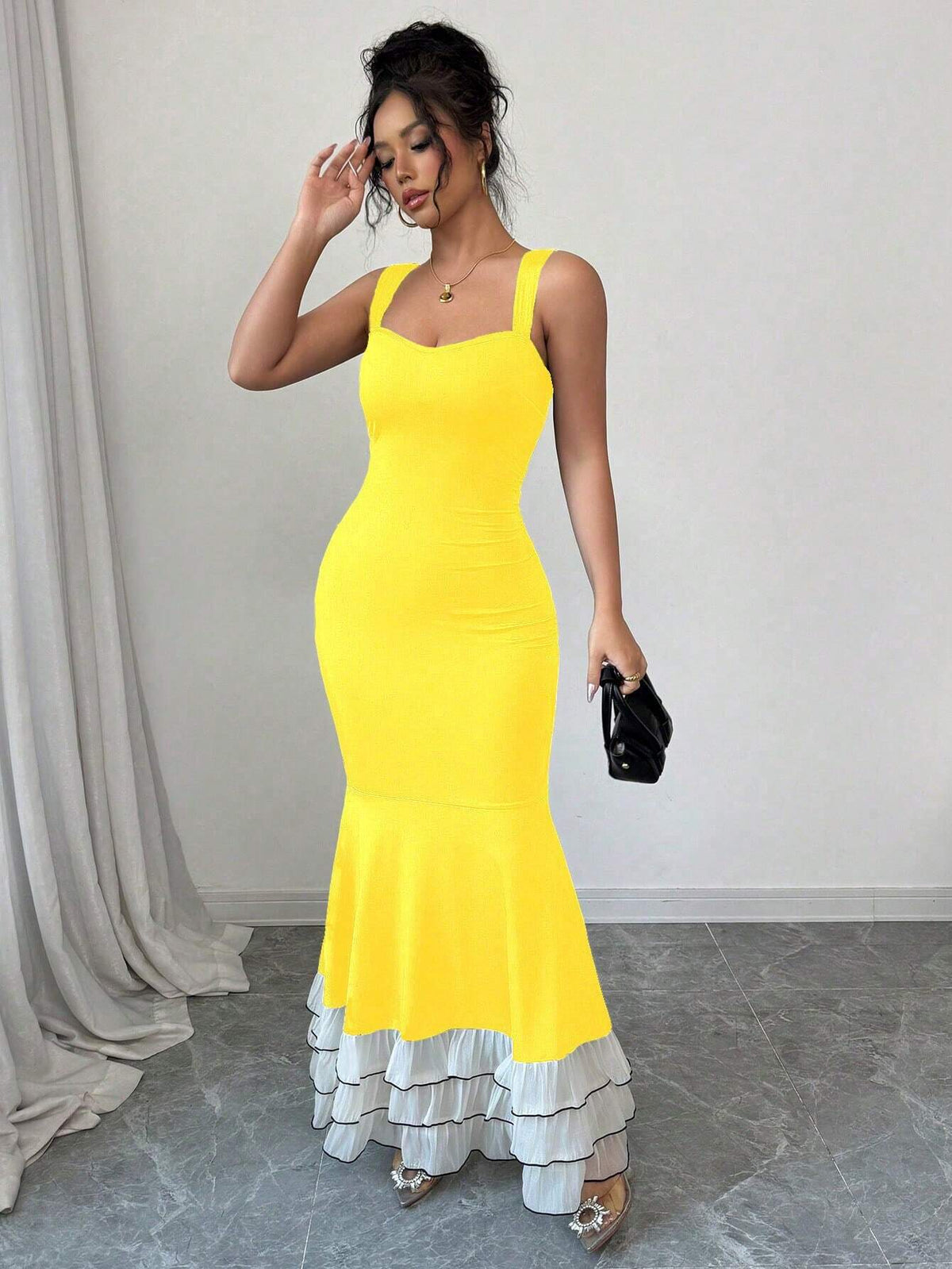 SHEIN Elenzga Women's Colorblock Mermaid Hem Fitted Elegant Camisole Dress