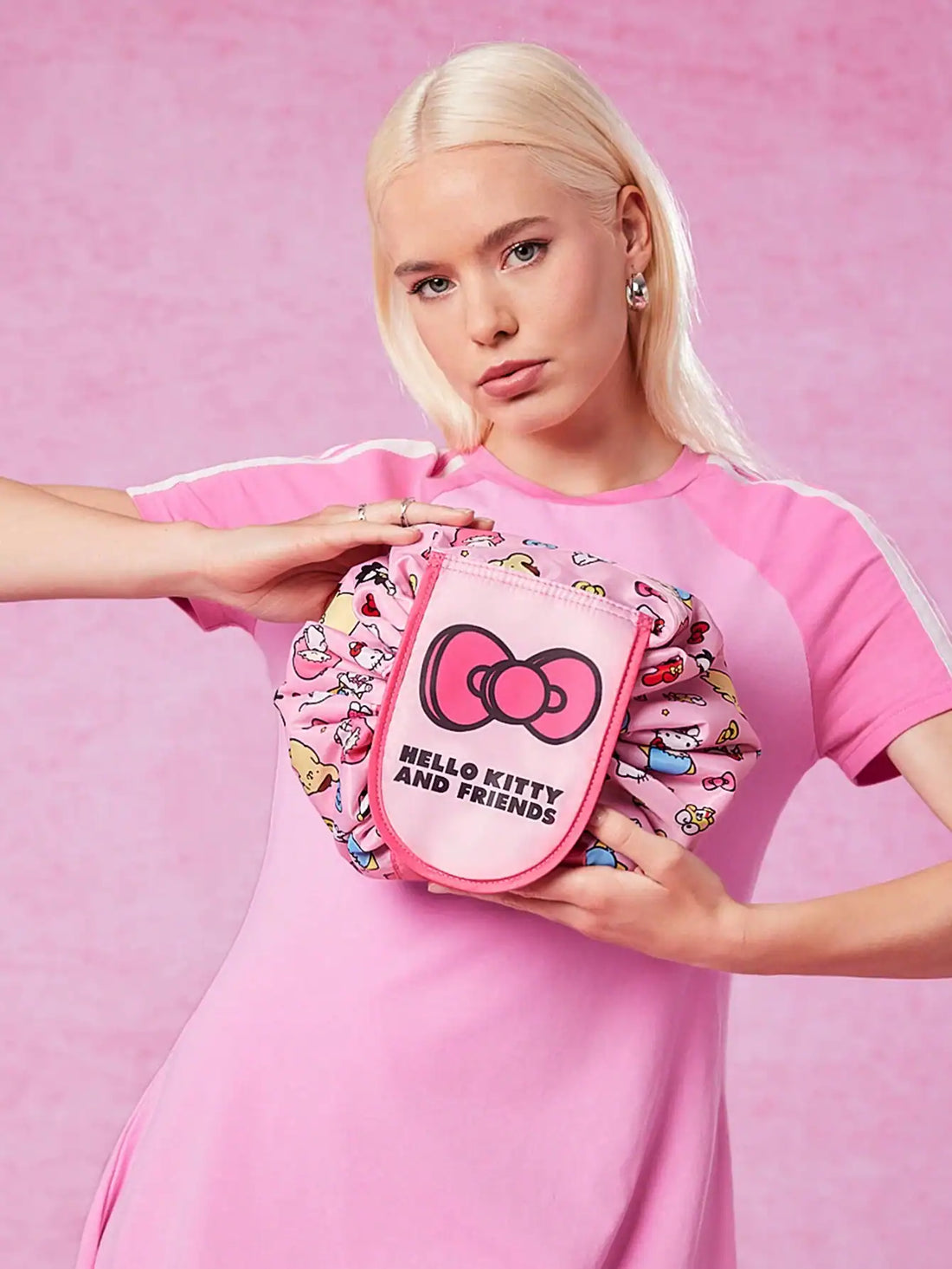 SHEIN HELLO KITTY AND FRIENDS SHEIN Cute Cartoon And Letter Printed Pink