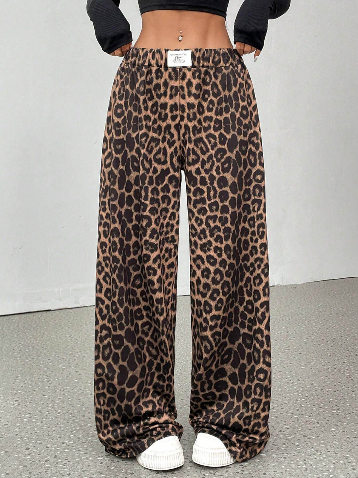 بنطلون كاجوال بني بطبعة ليوبارد وقصة مستقيمة ووسط أستك – SHEIN EZwear