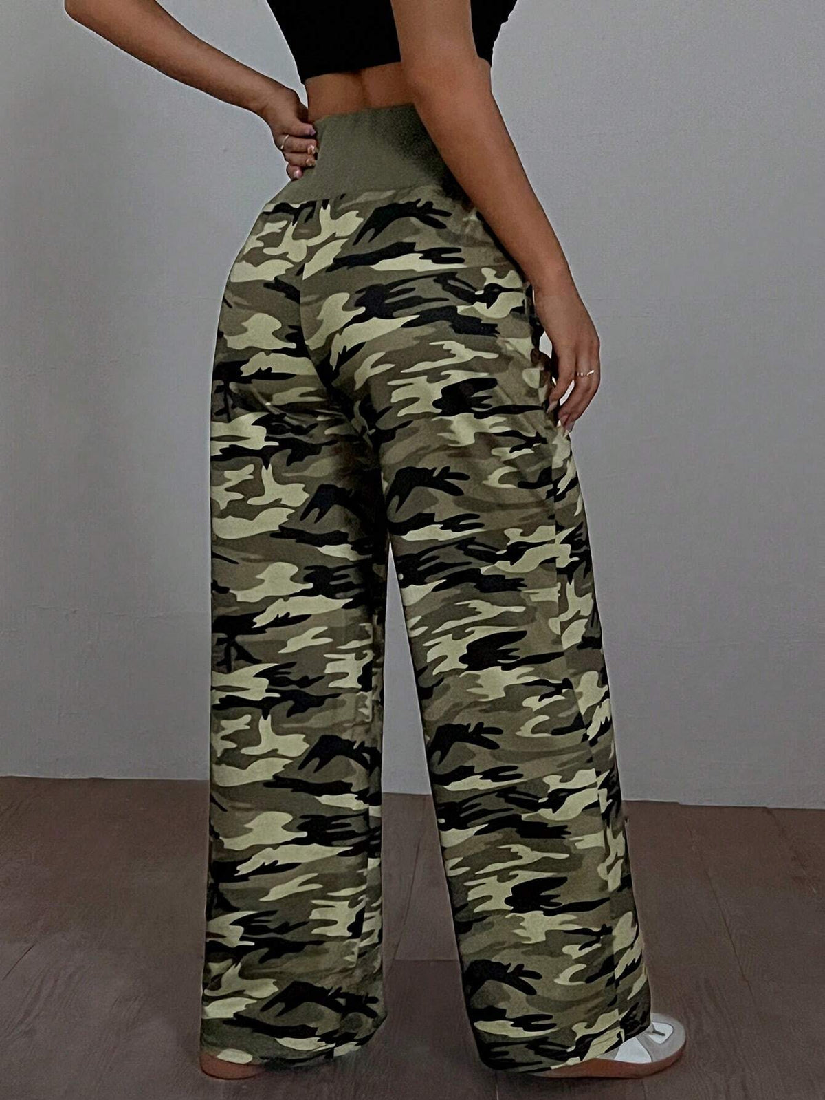 SHEIN SHEIN EZwear Summer Sports & Leisure Wide-Waisted Green Camo Loose Straight-Leg Pants11