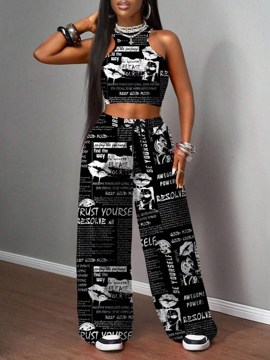 SHEIN Slaydiva Black and White Print Backless Camisole & Loose Pants Set
