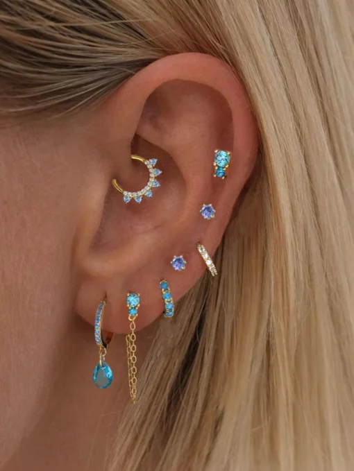 SHEIN 7pcs/set Blue-toned Sea Blue Cubic Zirconia Women's Delicate Earrings |7 قطع/مجموعة أقراط نسائية