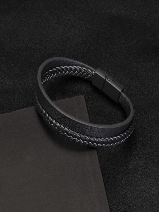 SHEIN Fashionable and Popular Men Braided Detail Layered Bracelet PU