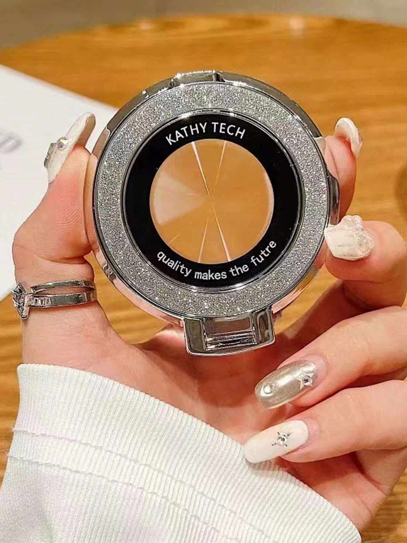 ⁦SHEIN 1pc Fashionable Minimalist Glitter Phone Holder Adhesive Foldable Magnetic Wireless Charging Phone Case⁩ - الصورة ⁦3⁩