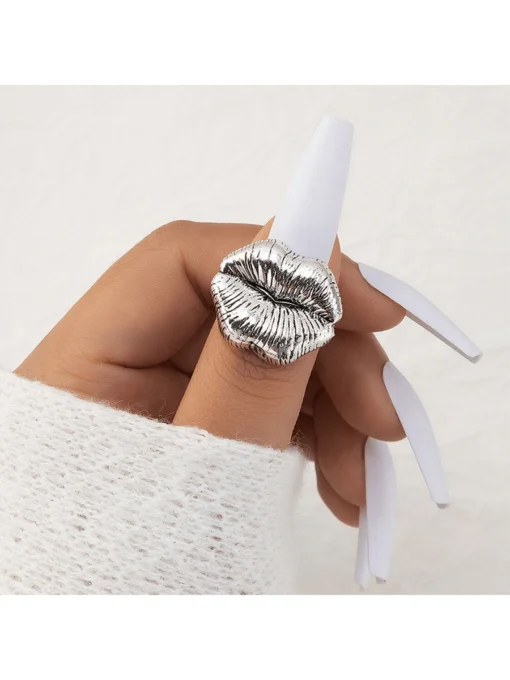 SHEIN 1pc White Lips & Red Lips Shaped Geometric Sexy Ring (SILVER)