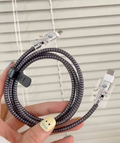 SHEIN 4pcs Astronaut Print Data Cable Protector Set