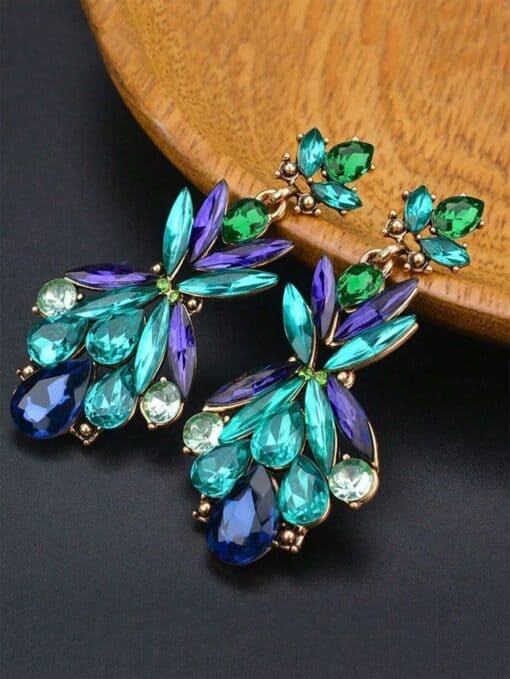 SHEIN 1pair Vintage Alloy & Green Crystal Gemstone Inlaid Earrings For Women Suitable