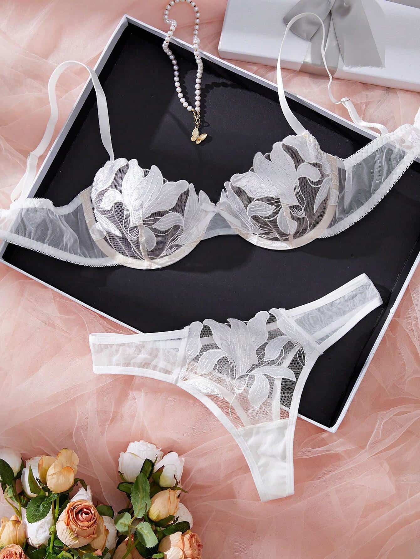 SHEIN 2pcs/Set Romantic White Burning Flower & Maple Leaf Sexy Lingerie Set