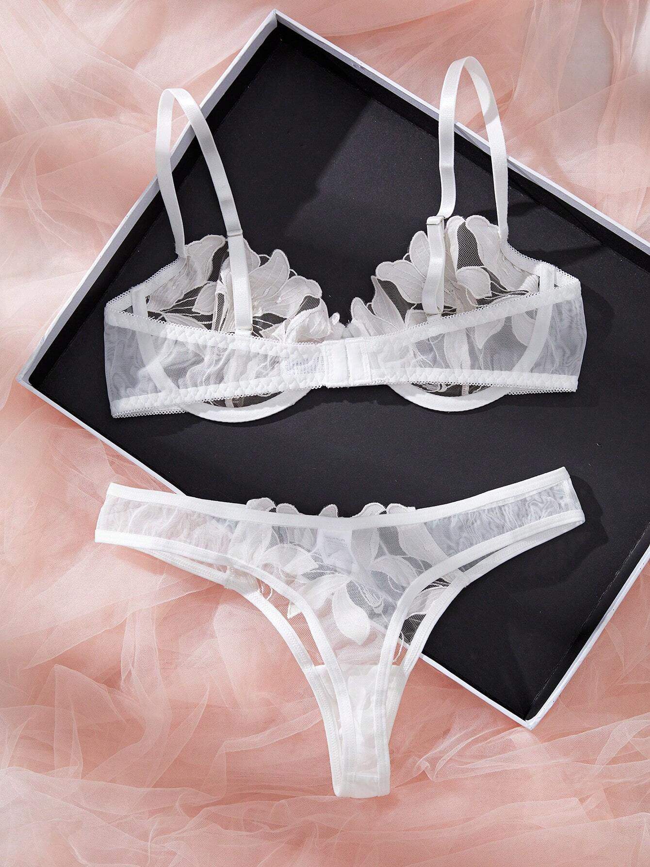 SHEIN 2pcs/Set Romantic White Burning Flower & Maple Leaf Sexy Lingerie Set - الصورة 2