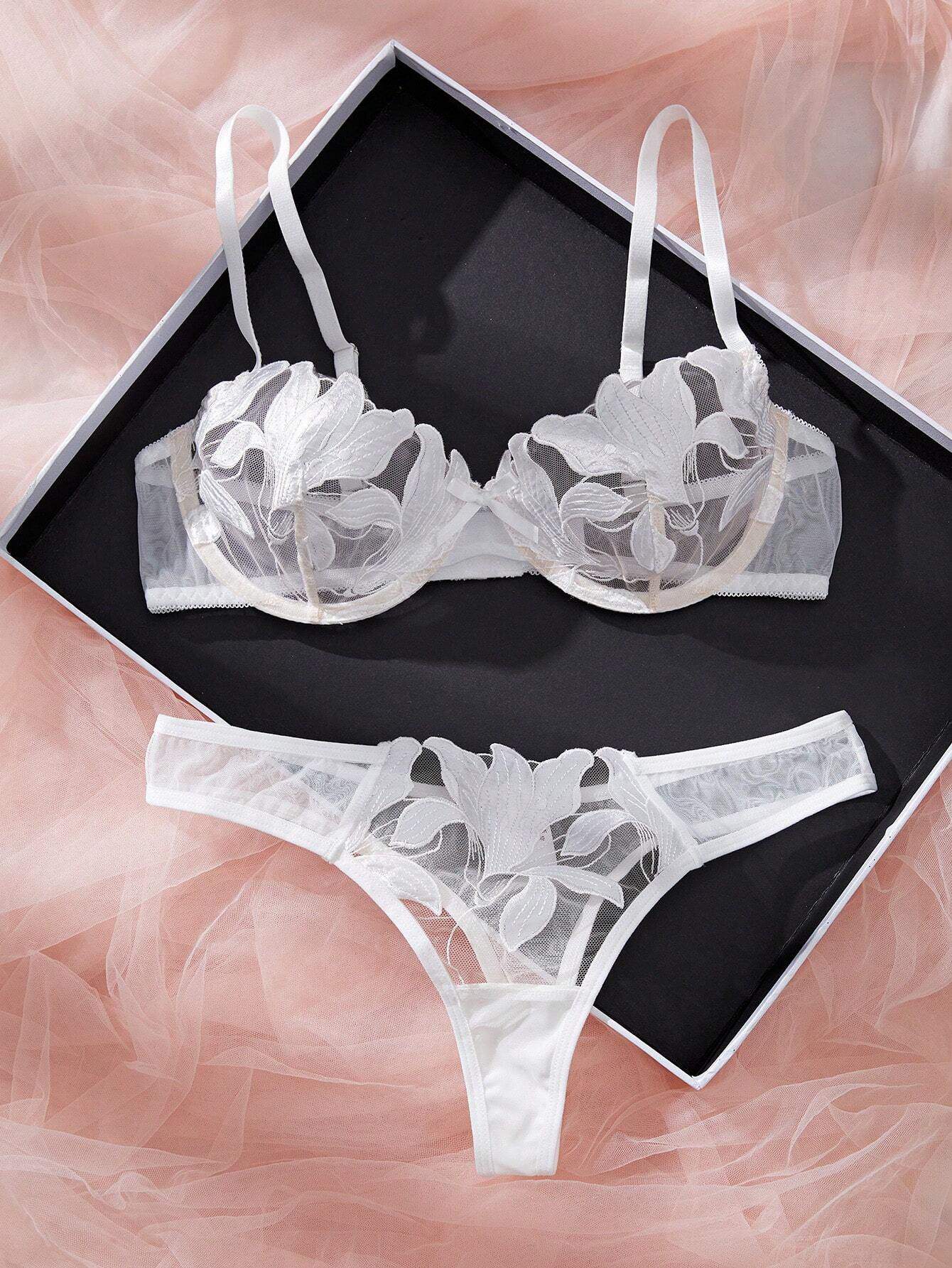 SHEIN 2pcs/Set Romantic White Burning Flower & Maple Leaf Sexy Lingerie Set - الصورة 3