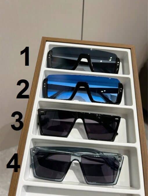 SHEIN 4 Pairs Of Square Men High-Grade Outdoor Cycling Fashion Flat Glasses Beach Accessories Glasses Shades