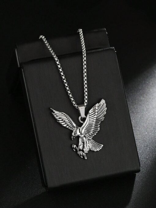 SHEIN 1pc Retro Style Eagle Pendant Necklace