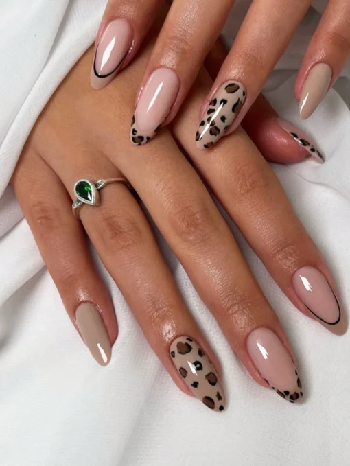 SHEIN 24pcs Medium Almond Press On Nails Leopard Print Fake Nails