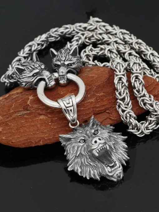SHEIN Fashionable Zinc Alloy Wolf Head Pendant Necklace For Men