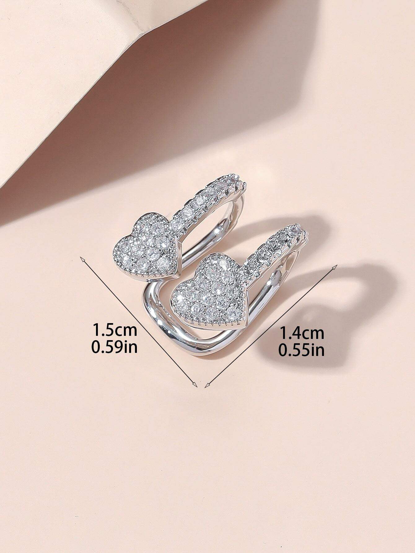 SHEIN 1pc Fashionable Copper Double Zirconia Heart Shaped Ear Cuff Clip - الصورة 2