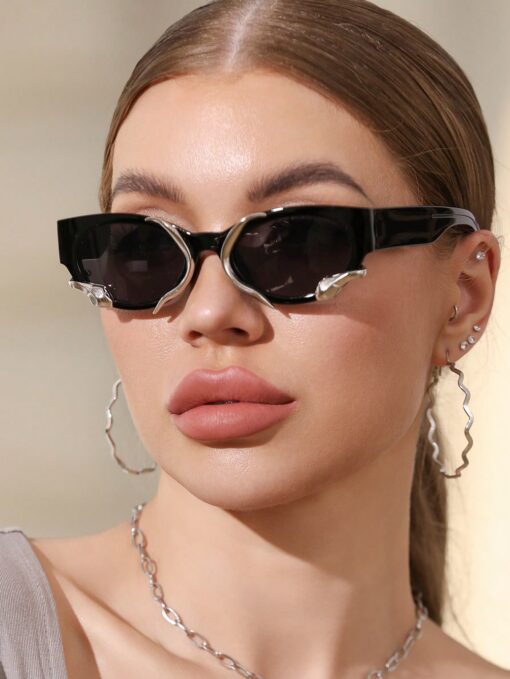 SHEIN 1 Pair Unisex Oval Shaped Fashion Glasses