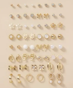 SHEIN 30pairs Heart & Flower Stud Earrings Valentines (Yellow Gold)