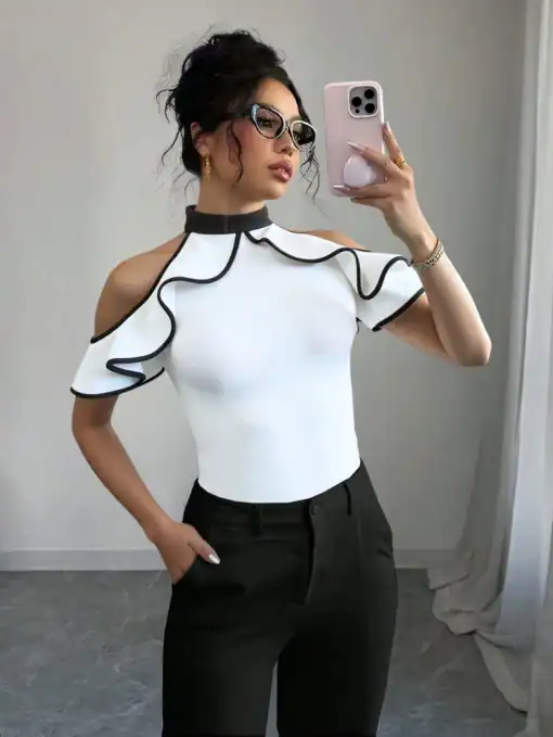 SHEIN Women Ruffle Ruffled Hem Fitted Fashion T-Shirt