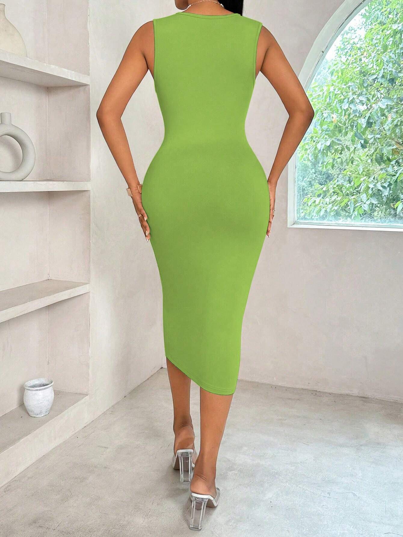 SHEIN VaVaBold Gathered Cross Collar Elegant Ladies' Dress Maxi Women Outfit - الصورة 2