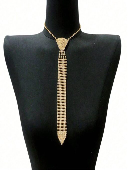SHEIN Fashion Elegant Crystal Bowtie Necklace